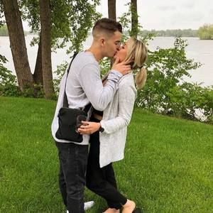 Meet your Posher, Emmanuelle